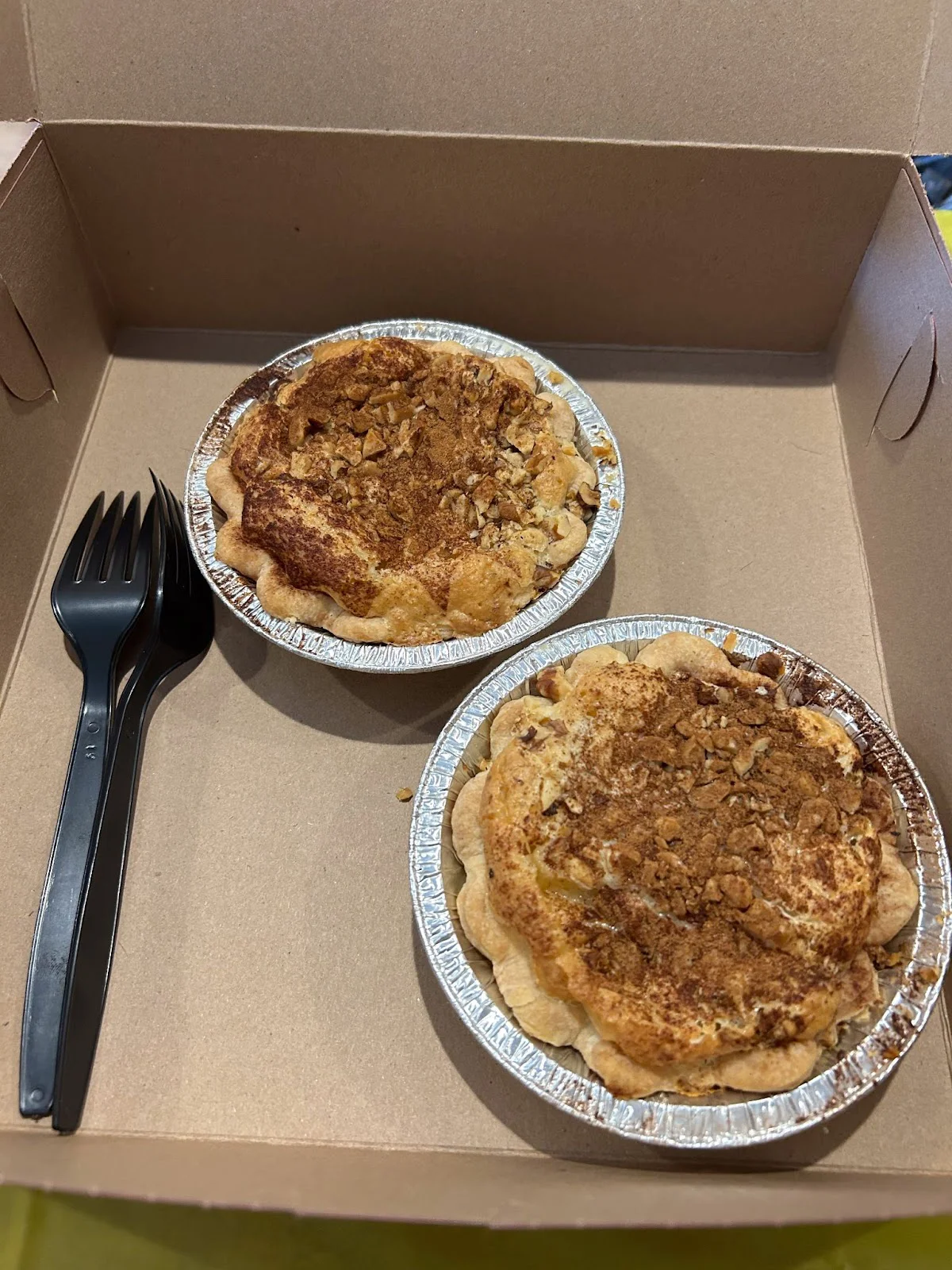 Courtyard Estates at Hawthorne Crossing and Home Slice Handmade Pies Make Sweet Dream a Reality for Resident