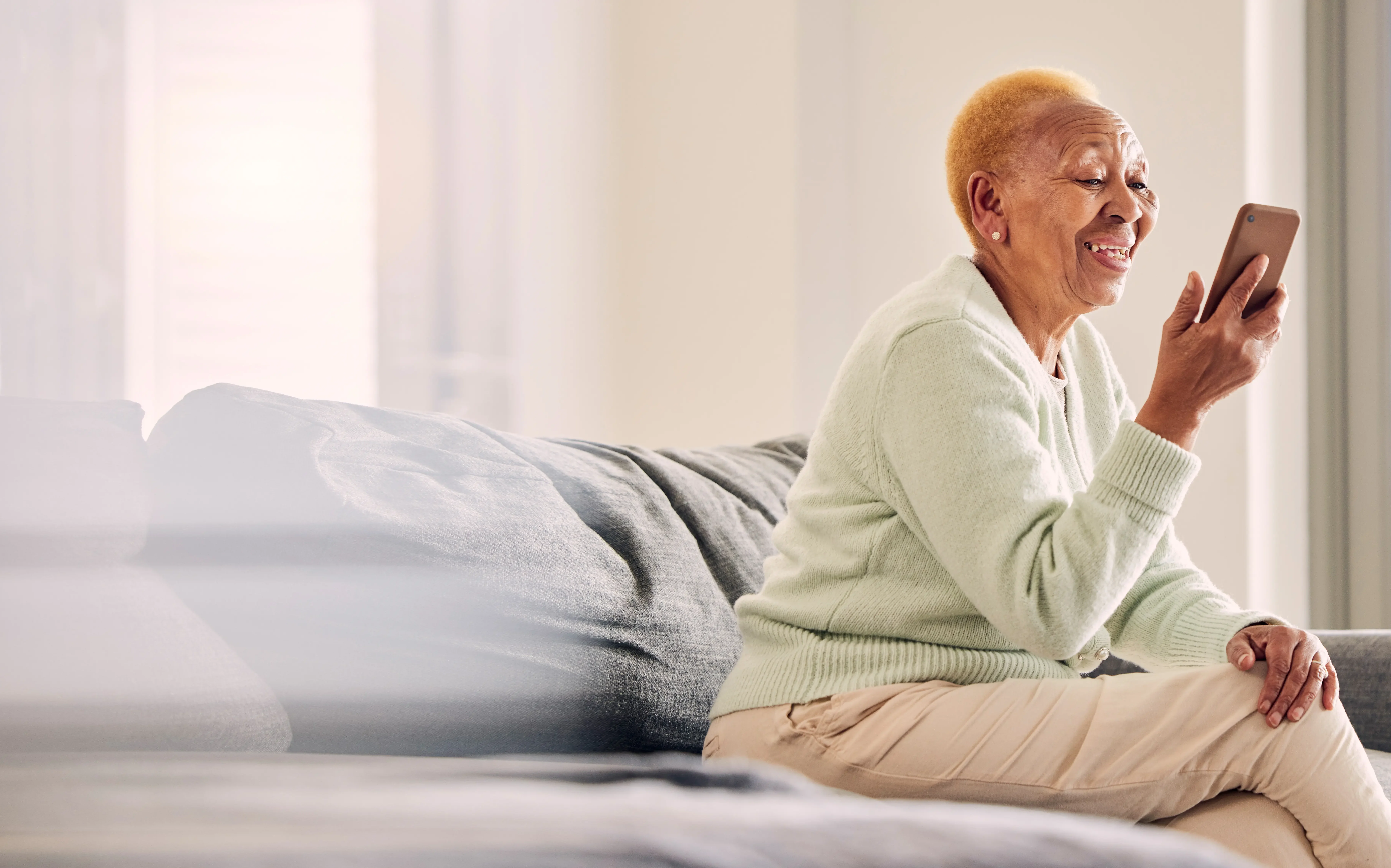 How to Stay Connected with Your Loved Ones in a Senior Living Community